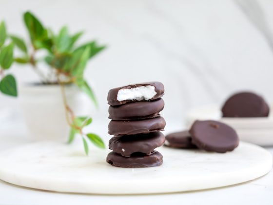 Healthier Peppermint Patties with only 4 ingredients