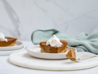 Healthier lower sugar pumpkin pie