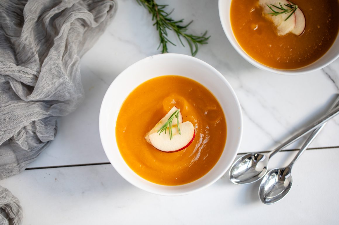 Easy Butternut Squash Apple Soup