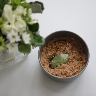 Chai Spiced Pear Oatmeal